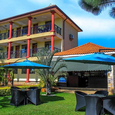 Rosemary Courts Bed & Breakfast Entebbe Luaran gambar