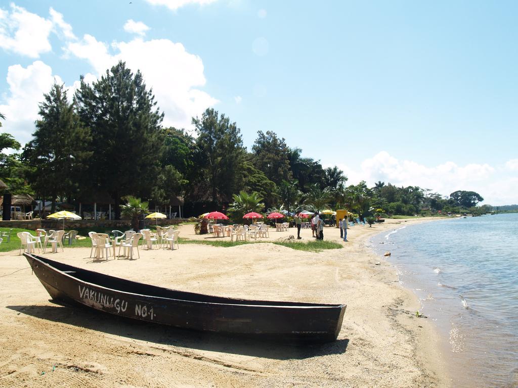 Rosemary Courts Bed & Breakfast Entebbe Luaran gambar
