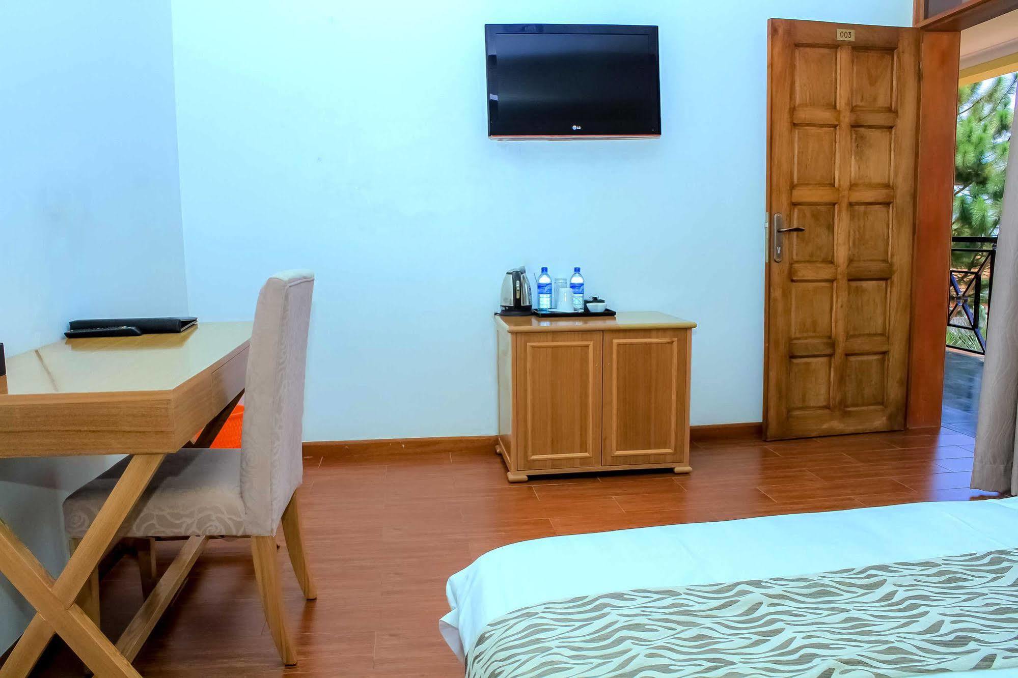 Rosemary Courts Bed & Breakfast Entebbe Luaran gambar