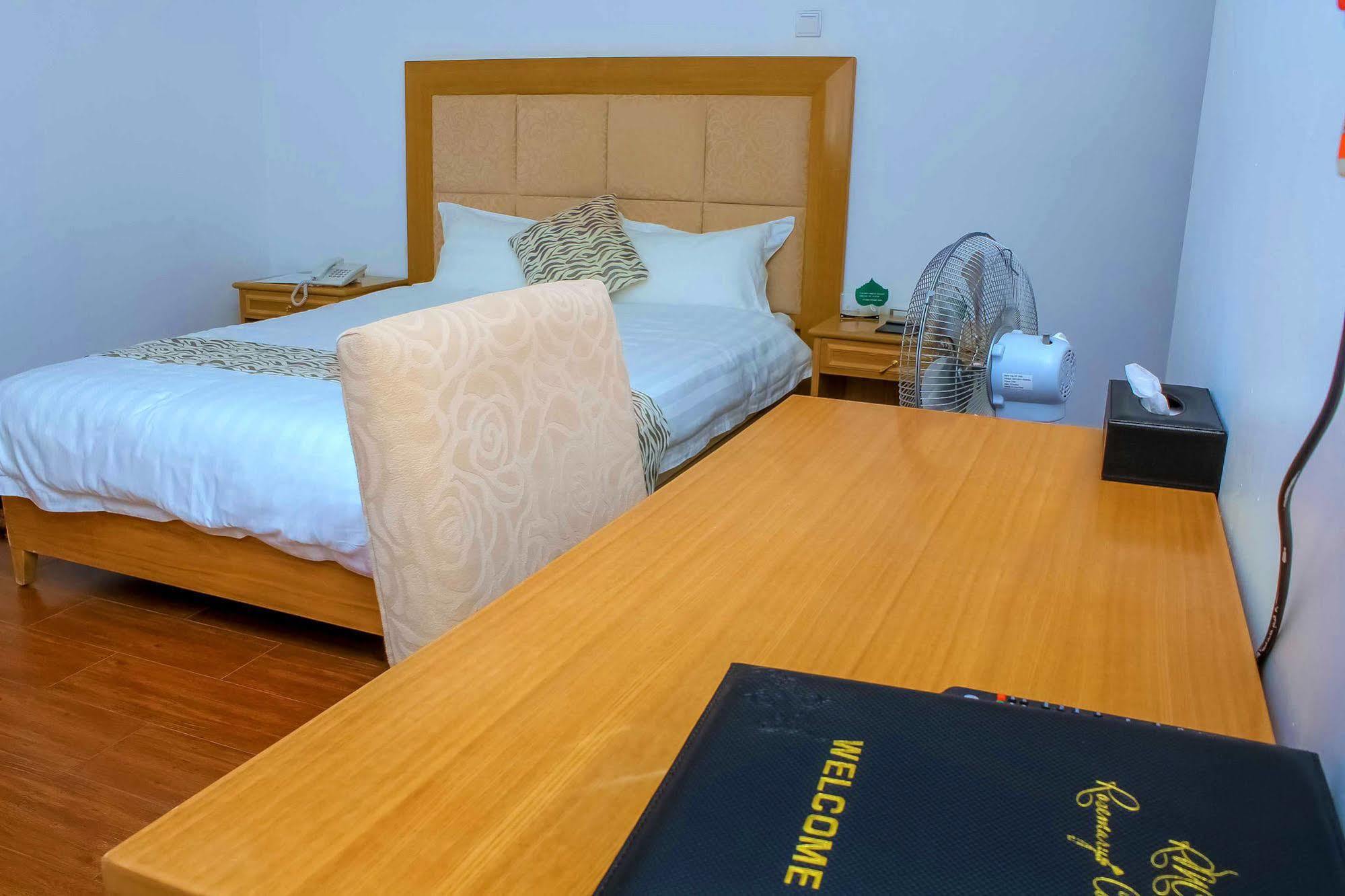 Rosemary Courts Bed & Breakfast Entebbe Luaran gambar